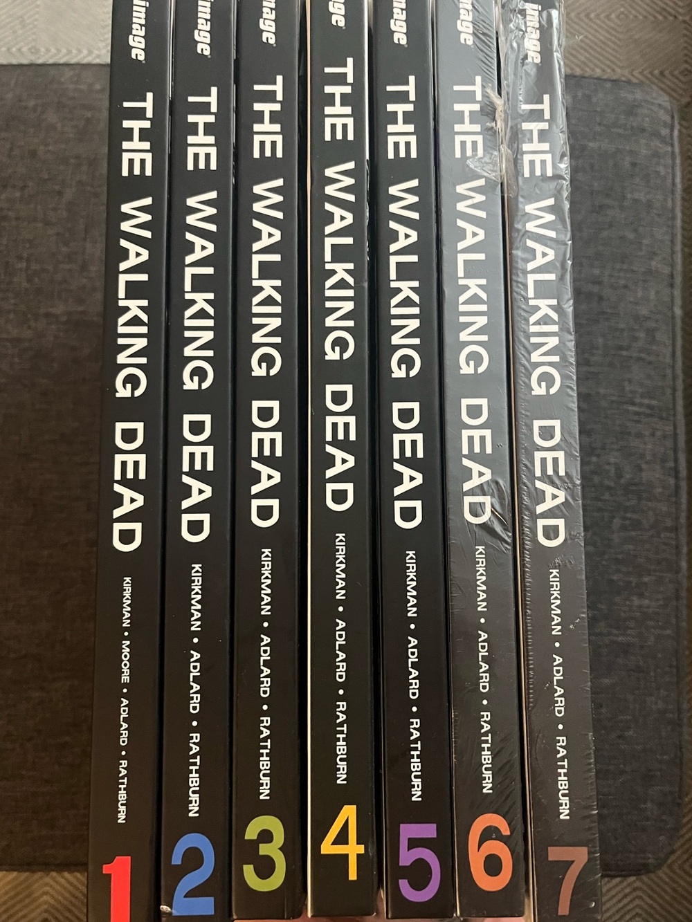 The Walking Dead Graphic Novel Set Volumes 1-7